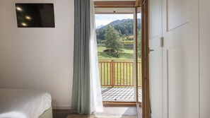 3 chambres, fer et planche à repasser, Wi-Fi gratuit, draps fournis