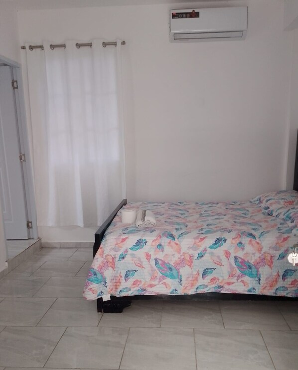 10 chambres, Wi-Fi, literie fournie