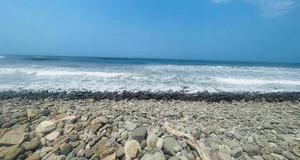 Sunzal Bungalow#15 just 3 minutes away at from El Tunco beach♂️