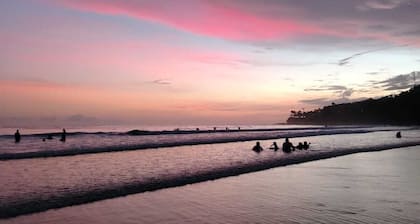 Sunzal Bungalow#15 a tan solo 3 minutos de distancia en🚗 de playa El Tunco🏄♂️