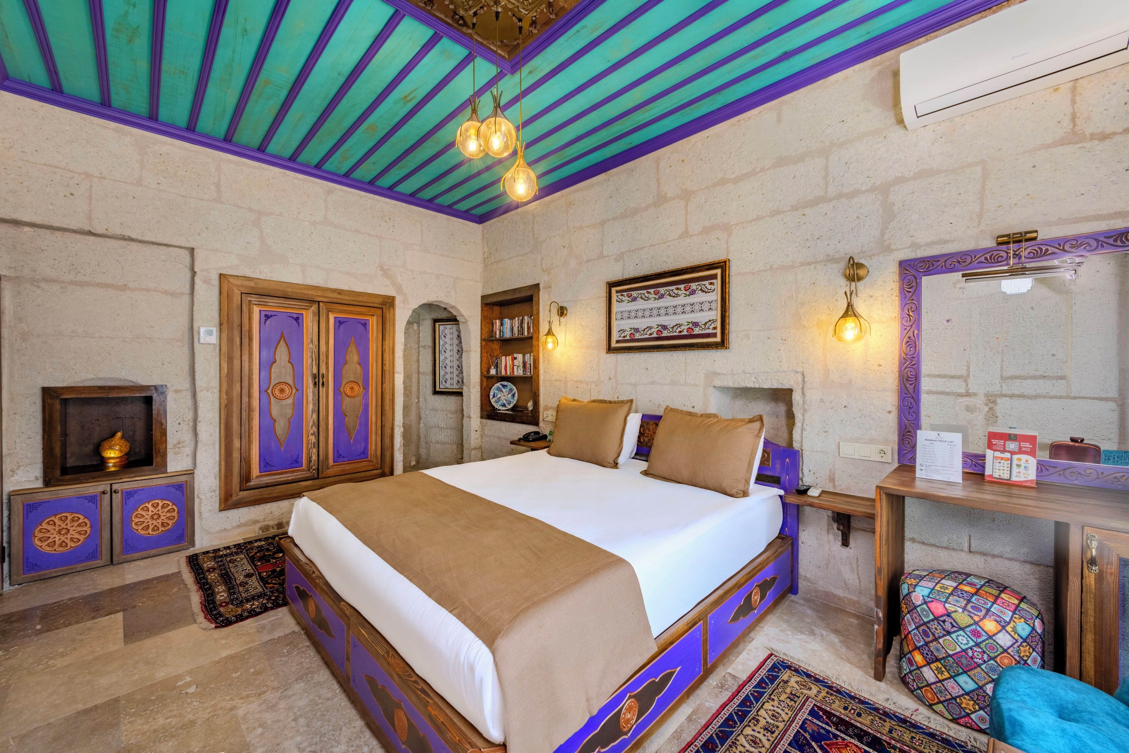 Deluxe Double Room, City View | Premium bedding, minibar, in-room safe, laptop workspace