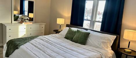 2 chambres, bureau, fer et planche à repasser, Wi-Fi gratuit