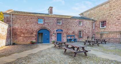 The Garden Apartment - UK48320