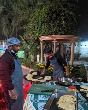 Food and drink - Sonargaon Royal Resort (Sonargaon)