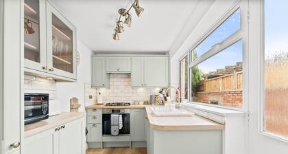 Perfect Home near Cotswolds