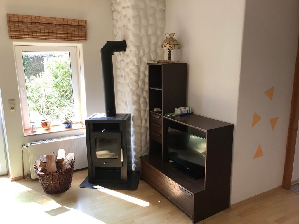 Ferienwohnung Zum Wilden Wein - Zum Wilden Wein, Fewo, Dusche, Wc, 1 Schlafraum - Uslar