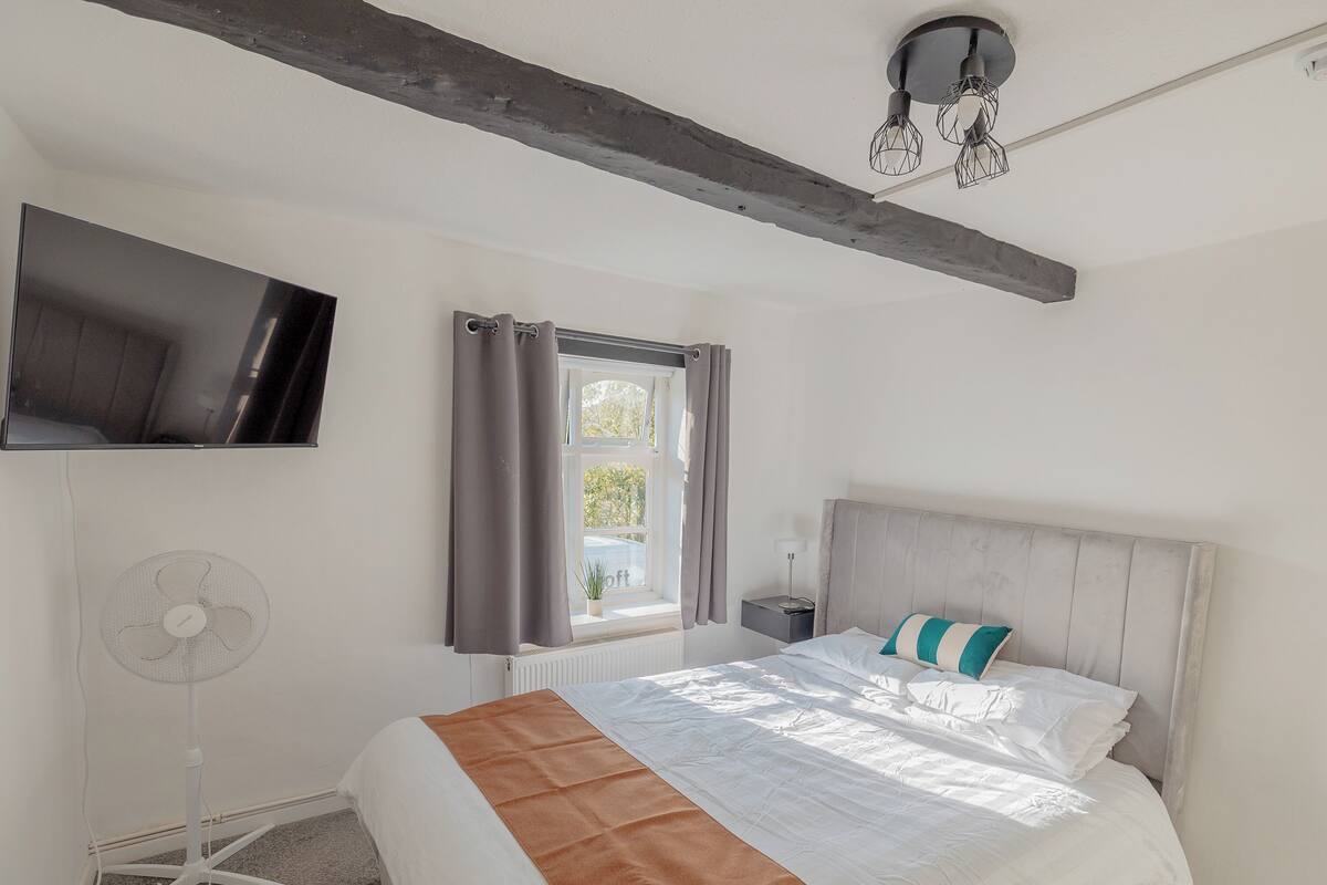 Comfort Double Room | Free WiFi