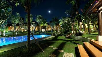 Piscina al aire libre