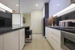 华丽公寓, 阳台, 山景 | 私人厨房