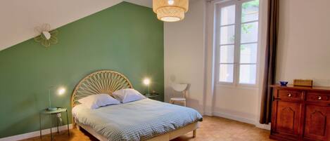 4 bedrooms, free WiFi