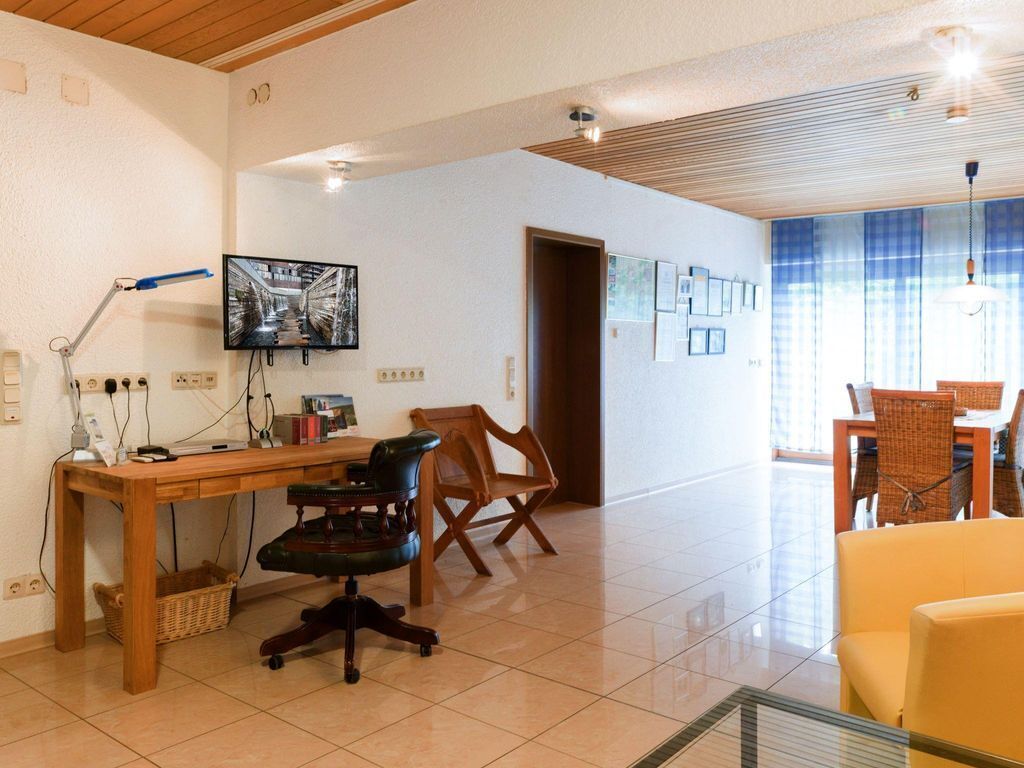 Vacation Apartment In Haus Charlotte - Vacation Apartment/1 Bedroom/shower, Wc - Neunkirchen