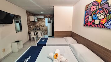 1 habitación, ropa de cama hipoalergénica y escritorio