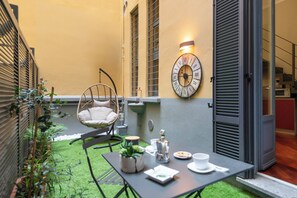Deluxe Apartment, 1 Bedroom, Patio, Via Giuseppe Mazzini 20 | Terrasse/patio