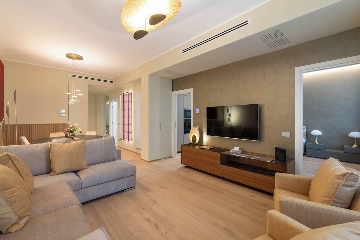 Exclusive Apartment, 3 Bedrooms, Balcony, Via Cornaggia 9 | บริเวณนั่งเล่น