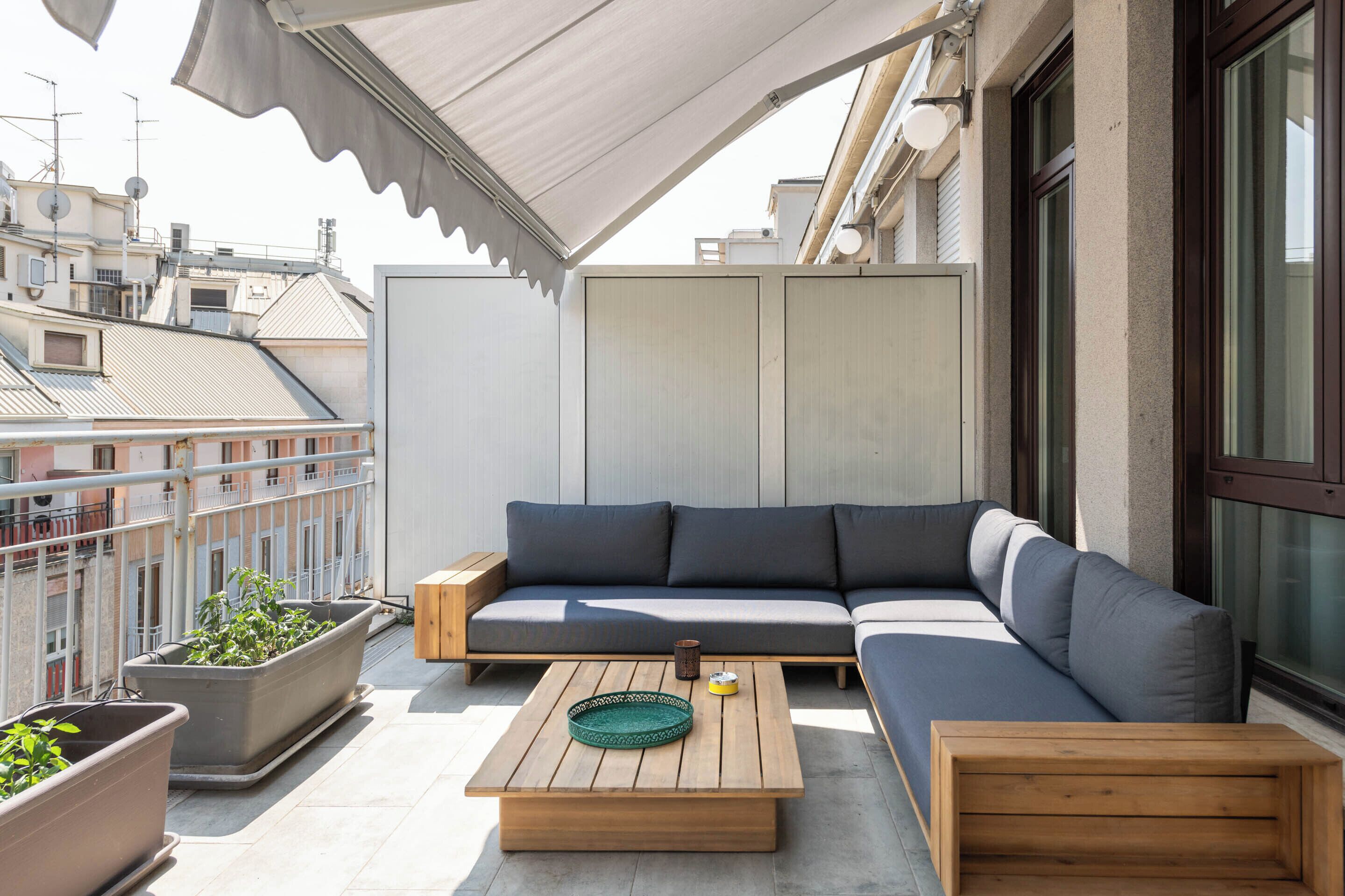 Luxury Penthouse, 2 Bedrooms, City View, Via Cannobio 8 | 露台/庭院