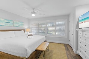 2 bedrooms, internet, bed sheets