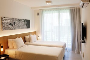 Minibar, wifi gratis y ropa de cama 