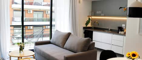 Suite | Living area | 32-inch Smart TV with digital channels