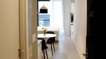 Minibar, gratis Wi-Fi, sengetøj