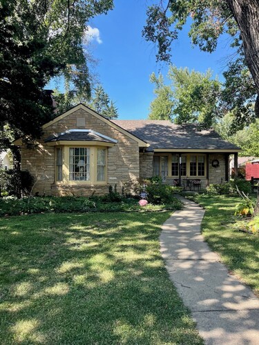 Cozy & Spacious 2Bed, 2Bath in the heart of Winfield