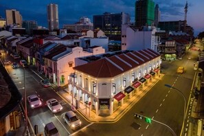 Exterior - Hutton Central Hotel Managed By The Ascott Limited  (George Town)
