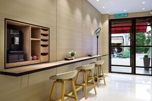 المنشأة من الداخل