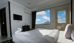 Blackout drapes, iron/ironing board, free WiFi - asser hotel pyramids (Giza)