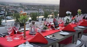 Outdoor dining - Patra Cirebon (Kedawung)