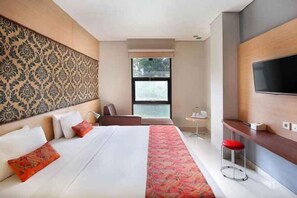 Room - De Sofia Dago (Coblong)