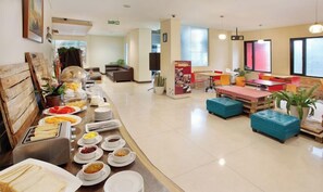 Dining - De Sofia Dago (Coblong)
