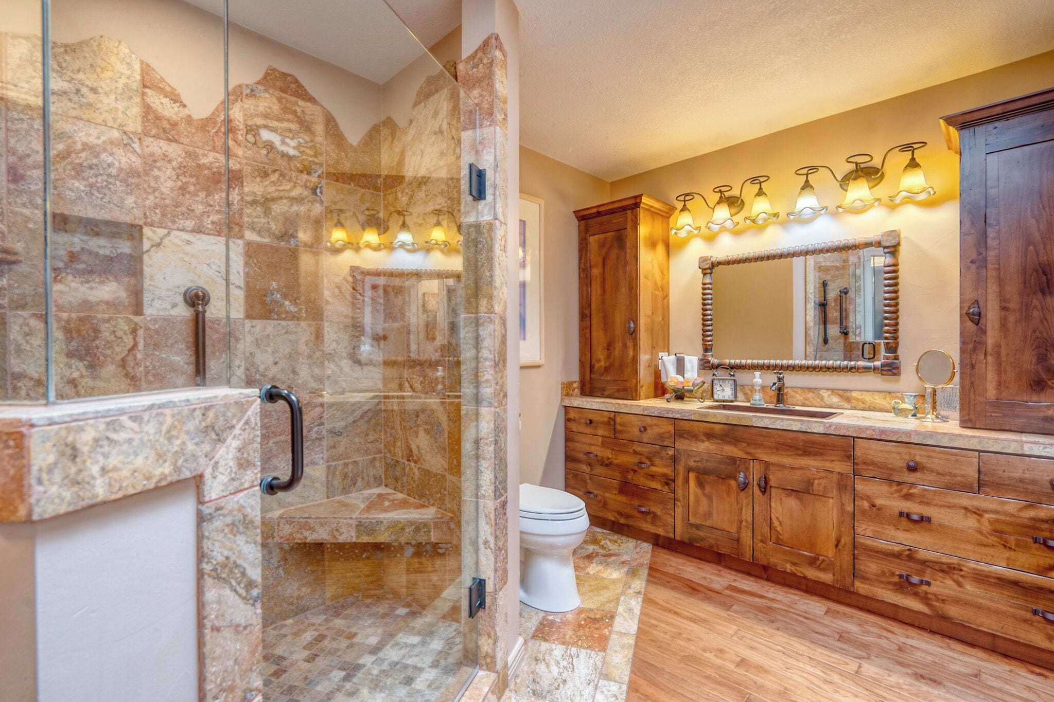 Shower, jetted tub, hair dryer, towels