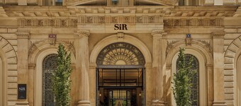 Sir Prague, part of Sircle Collection