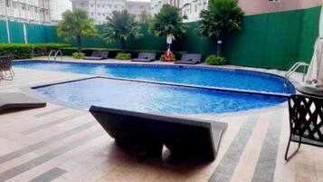 Apartment | Pool | Outdoor pool