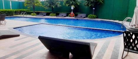 Leilighet | Basseng | Utendørsbasseng