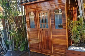 Room - Zen at Broadbeach Waters (Broadbeach Waters)