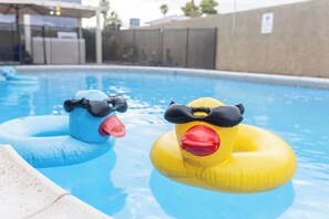 Piscine extérieure