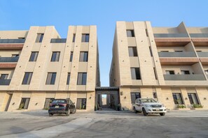 واجهة المنشأة