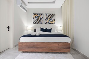 2 bedrooms, Egyptian cotton sheets, premium bedding, memory-foam beds - Silkhaus Sayl 25 (Riyadh)