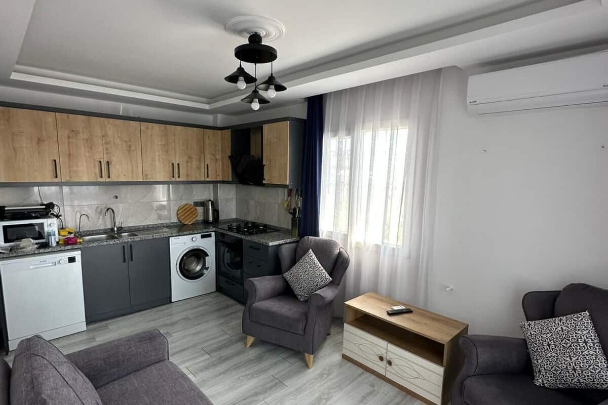 Economy Apartment, Balcony, Sea View | Living room