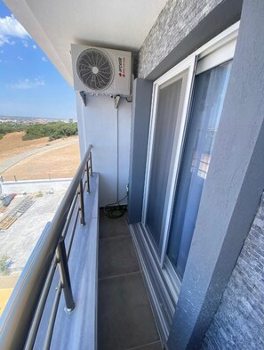 Economy appartement, balkon, uitzicht op zee | Balkon