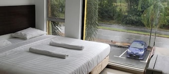 S Rose Hotel