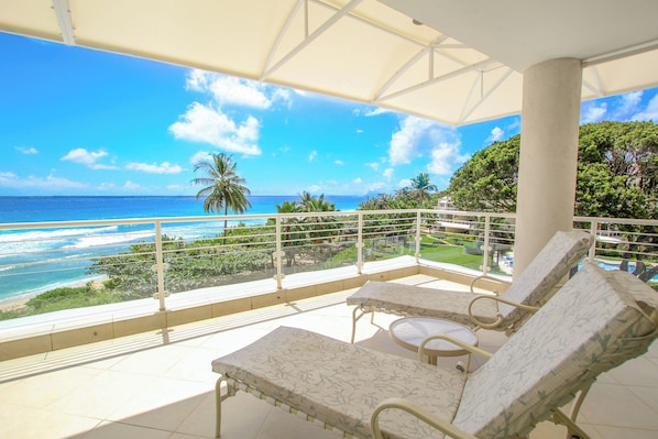 Property grounds - Palm Beach 401, Hastings Barbados, 2 Bdrm Condo. STUNNING Ocean & Garden Views! (Hastings)