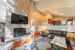 Smart TV, fireplace, foosball, table tennis