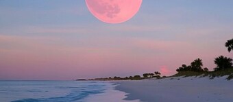 Welcoming 3-bedroom house with WiFi in Coos Bay