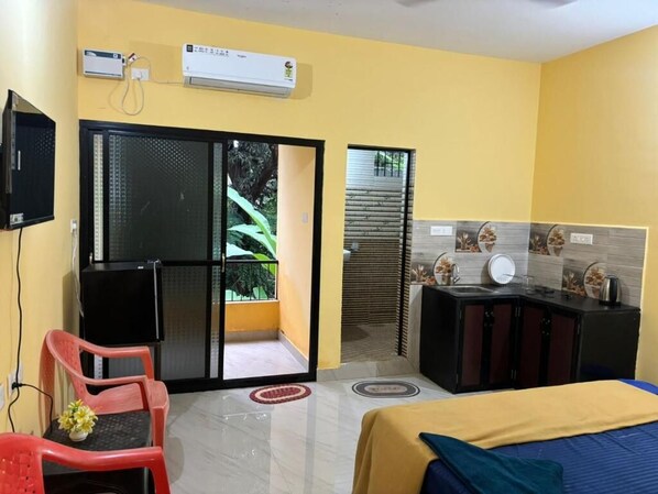 1 bedroom, iron/ironing board, WiFi, bed sheets