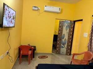 Interior - V3 Holiday Homes 5 (Candolim)
