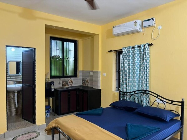 1 slaapkamer, een strijkplank/strijkijzer, wifi, beddengoed