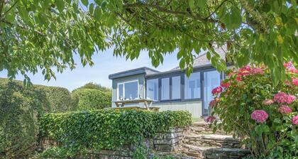 6 bedroom accommodation in Kingsbridge