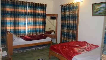 Deluxe Double Room, Mountain View | Soundproofing, iron/ironing board, free WiFi