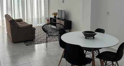 Kitnet Elegance-Ideal for families of up to 4 people. Full kitchen/Parking